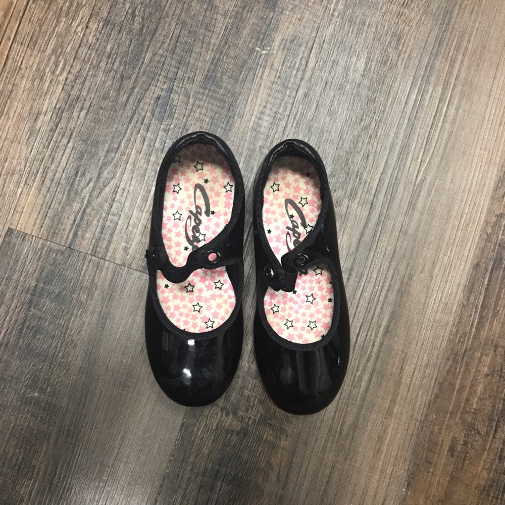 Capezio tap shoes