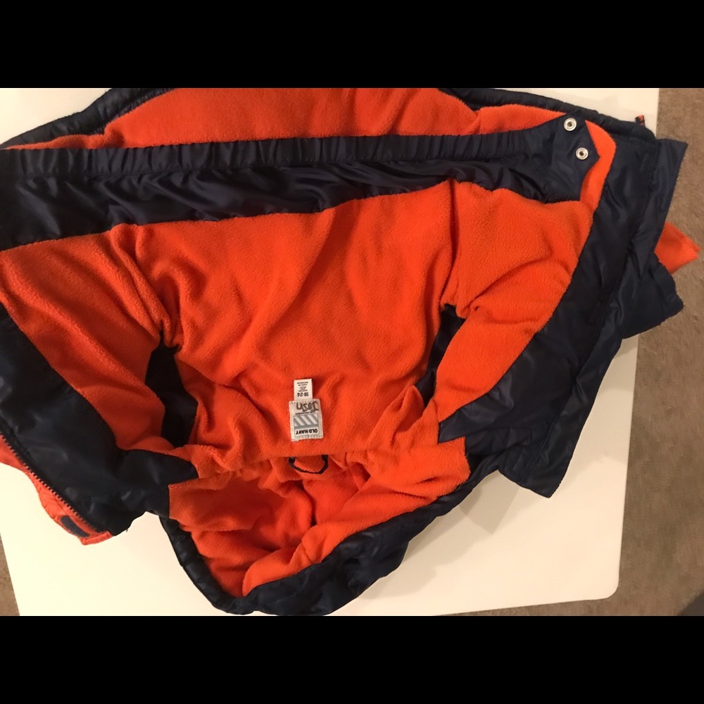 Old Navy bubble Jacket - Picture 4 of 4