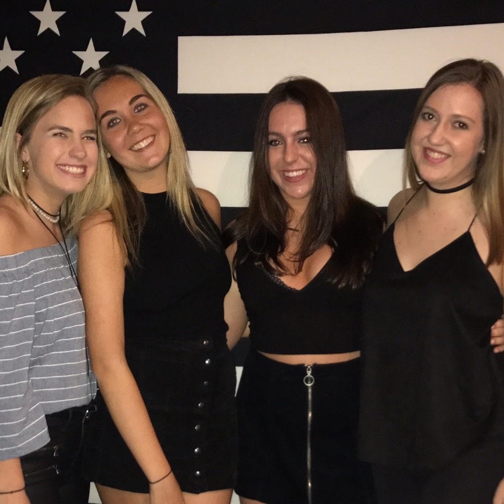 Meet your Posher, Raine