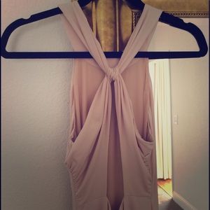 Make me blush. Alicia and Olivia Air Lumi dress.