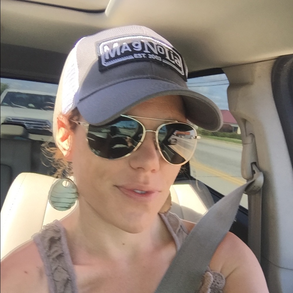 Meet your Posher, Jessica