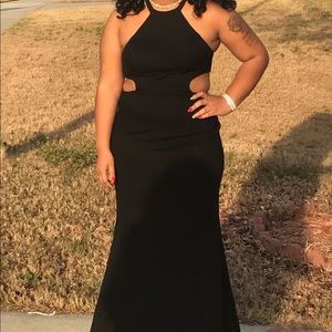 Black Sherri Hill Prom Dress