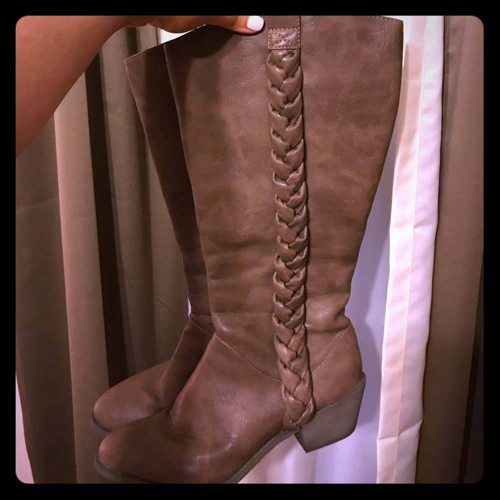 Kenneth Cole "Country Club" Boots