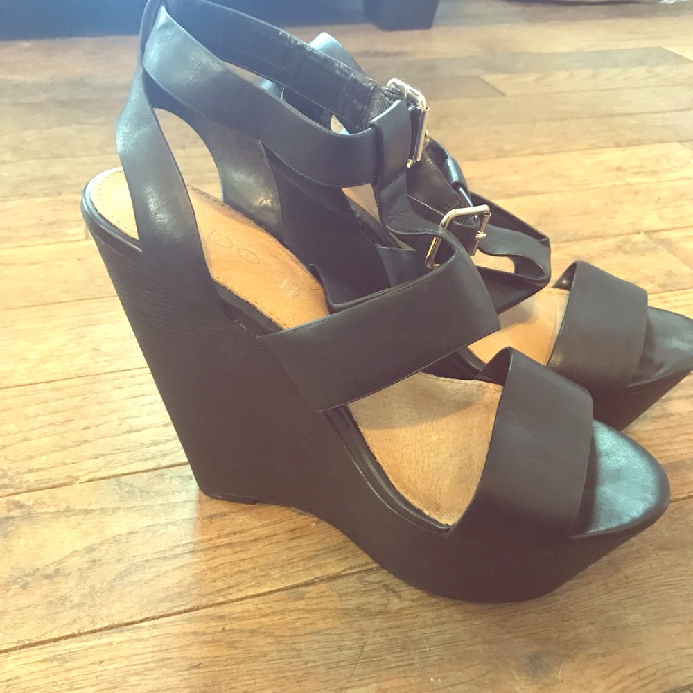 ALDO Wedges