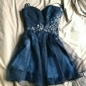 Short formal dress !SOLD!