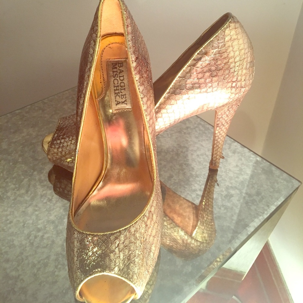 Badgley Mischka Gold Stiletto High Heels