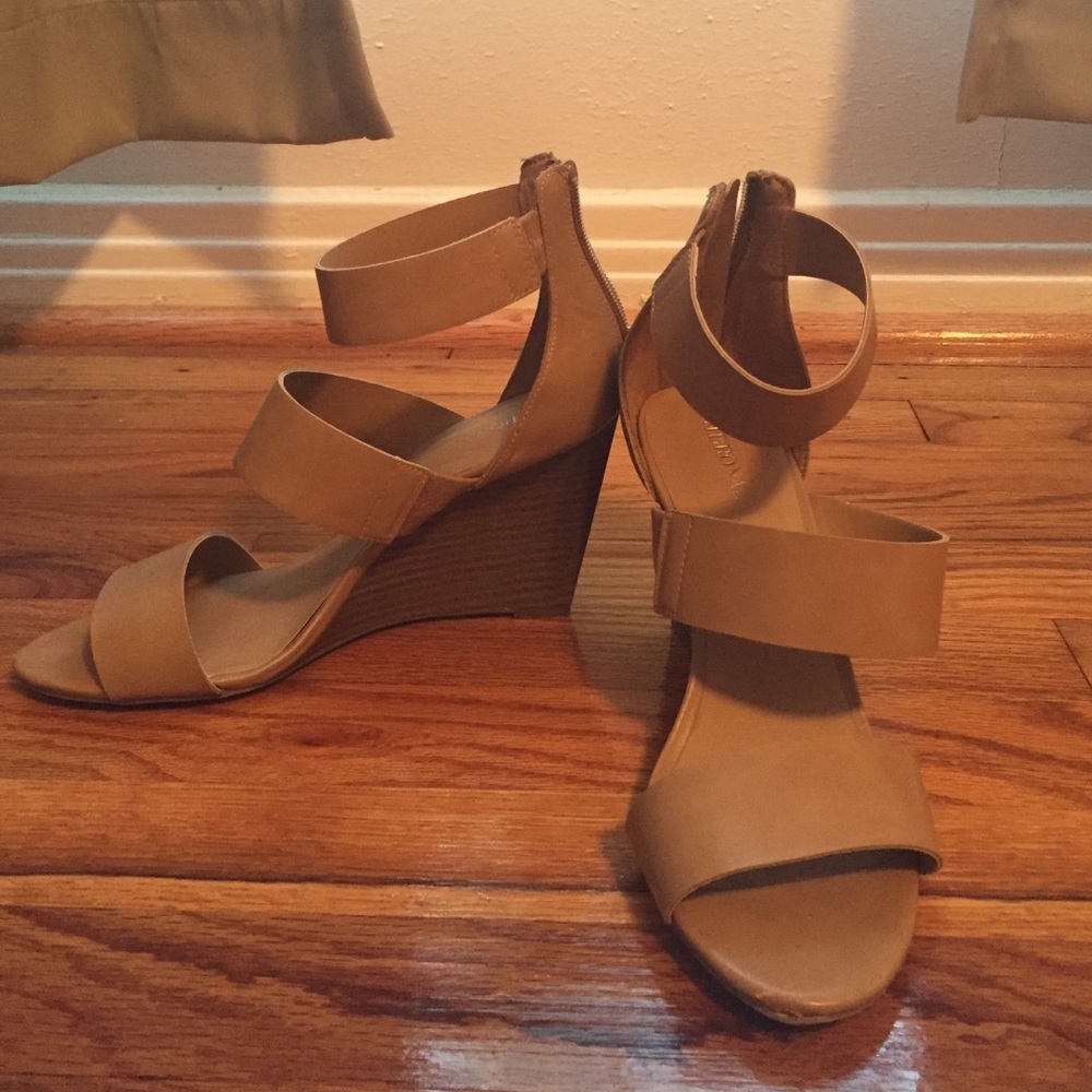 Nude Merona wedges