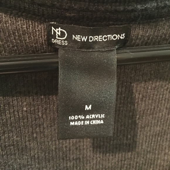 Dress - Picture 2 of 4