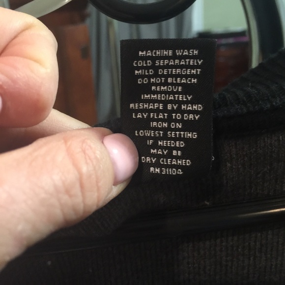 Dress - Picture 3 of 4