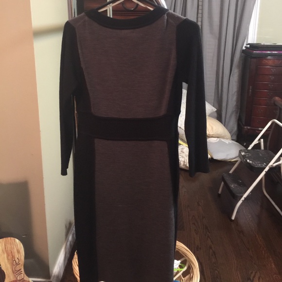 Dress - Picture 4 of 4