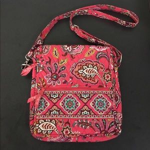 Authentic Vera Bradley 💕 Cross-body (MINT con.)