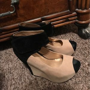 Colorblock Wedges