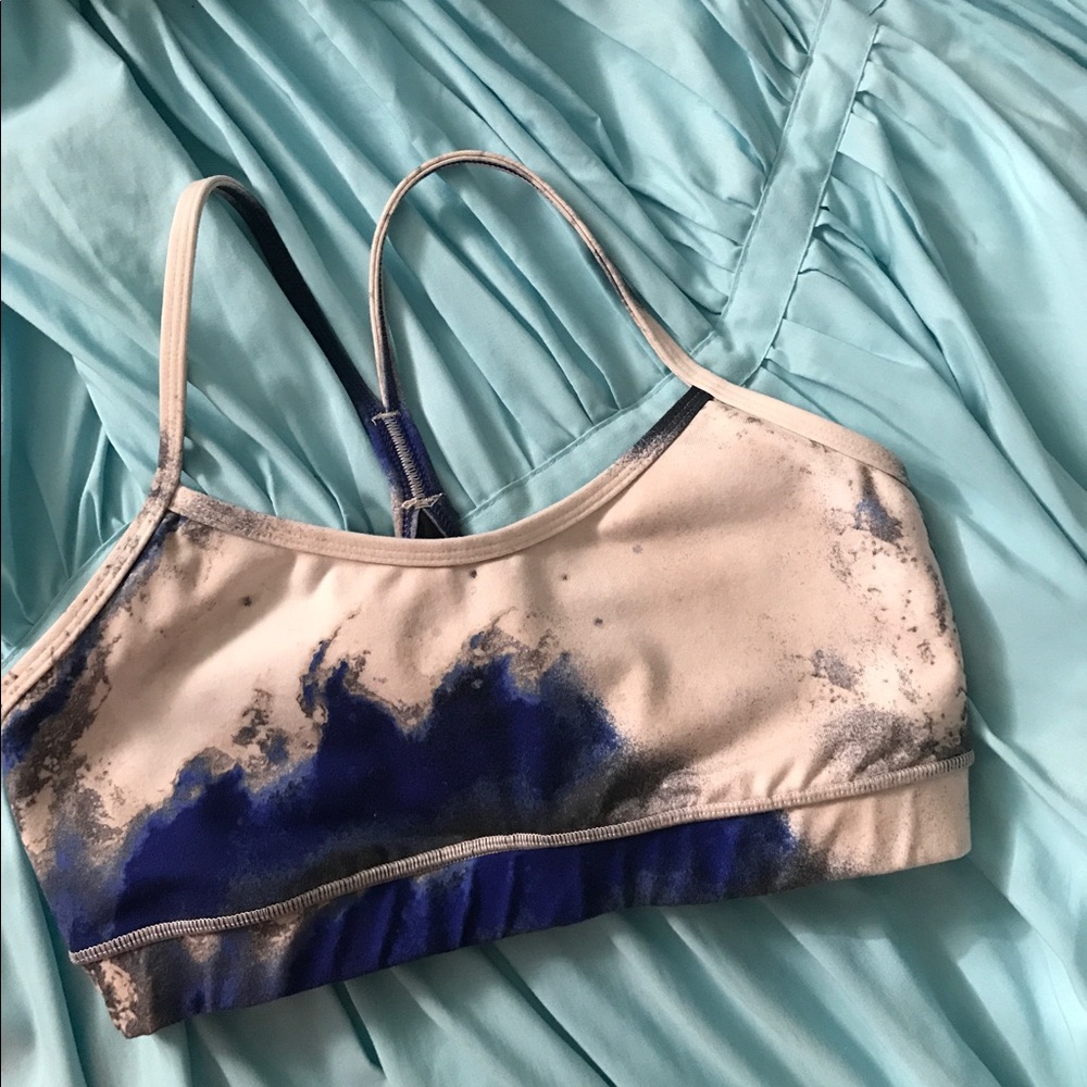 NWOT Lululemon Sports Bra