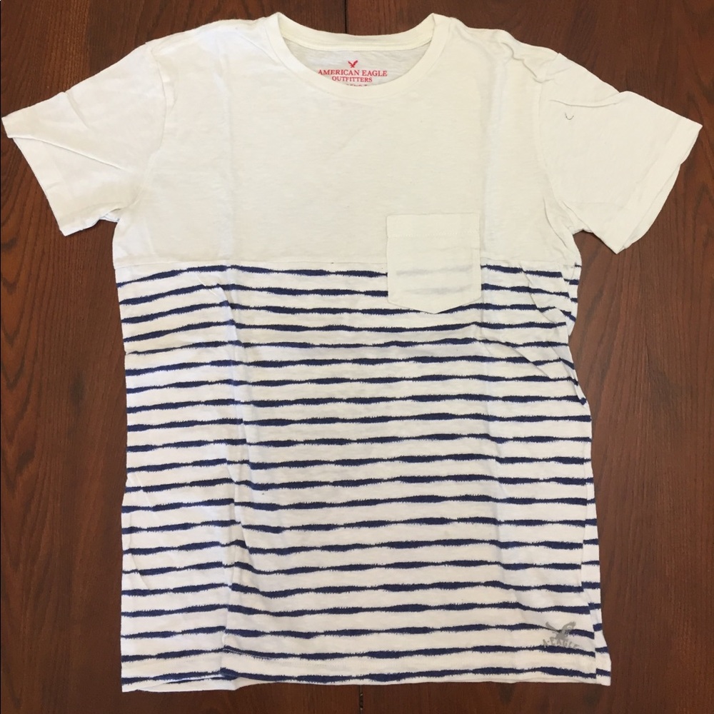 American Eagle S White & Blue Striped Short Sleeve