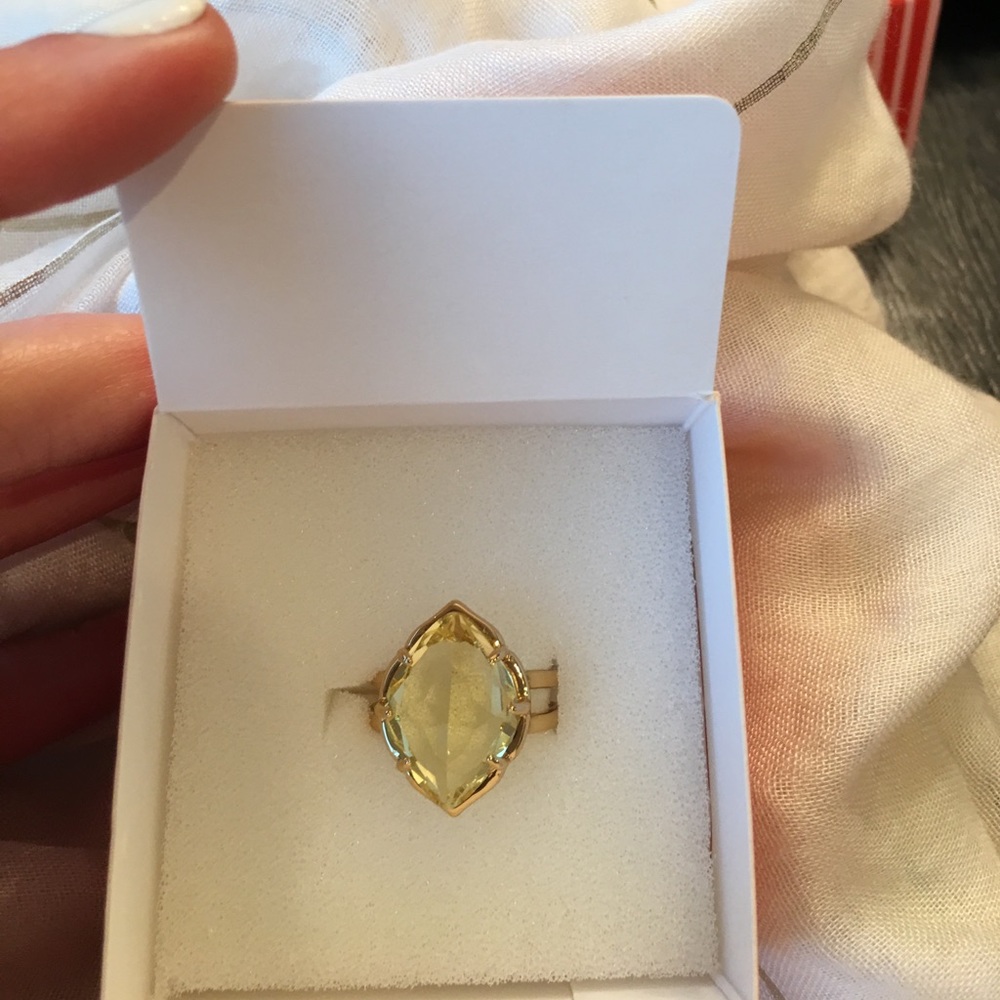 Stella & Dot Arabesque Cocktail Ring