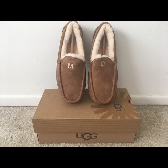 UGG Australia- M Ascot main image 4