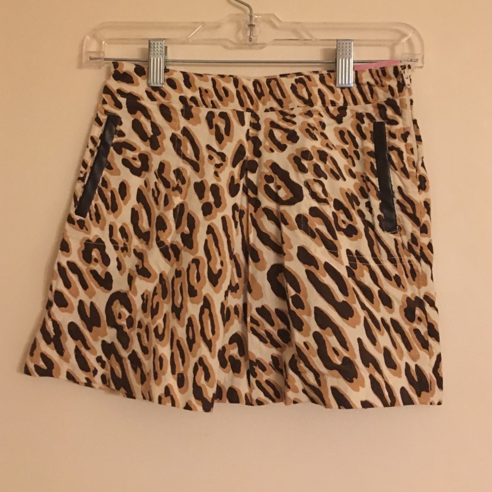 Sz 8 KC Parker Lt Weight Corduroy Leopard skirt