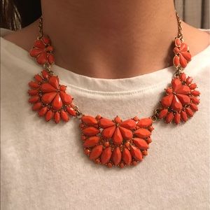 Statement necklace