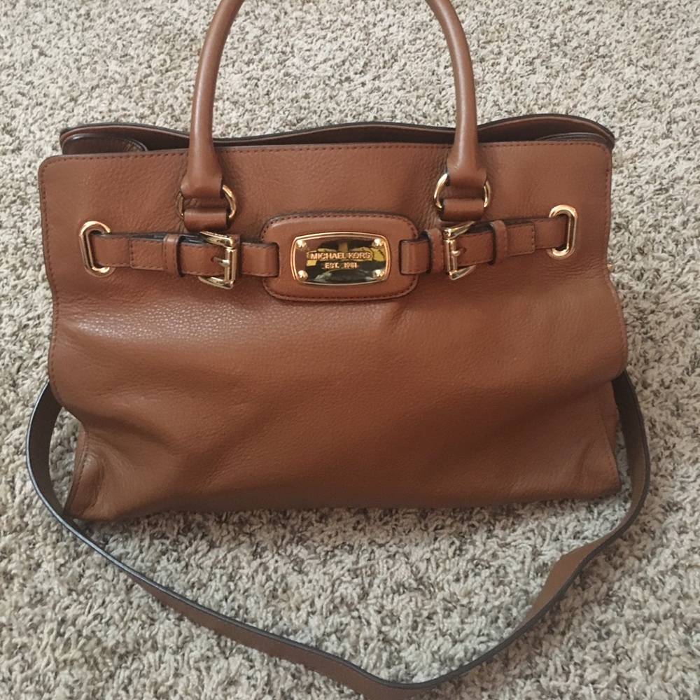 AUTHENTIC MICHAEL KORS 👜