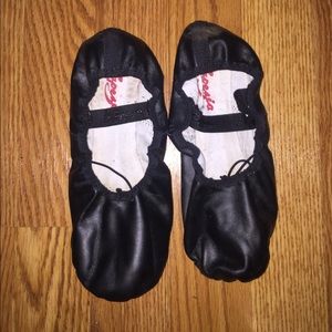 black leather CAPEZIO ballet slippers