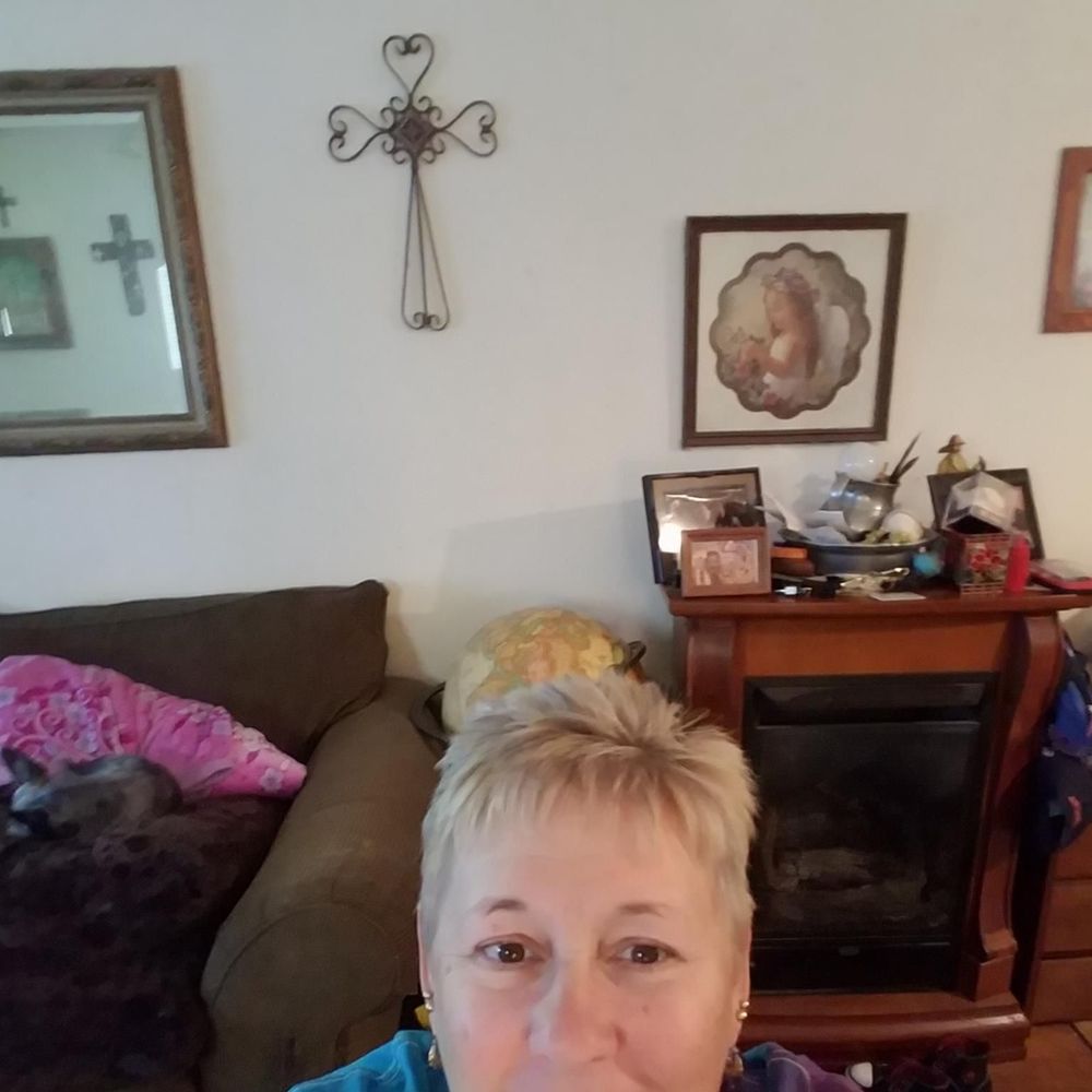 Meet your Posher, Linda