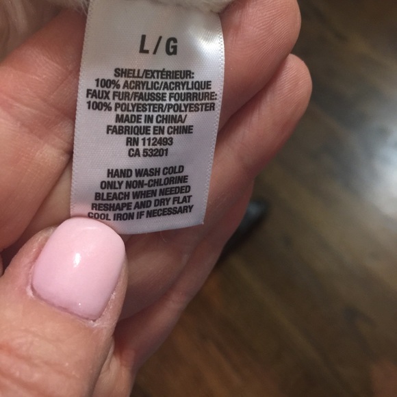 Sweater Vest - Picture 4 of 4