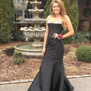 Meet your Posher, Erica