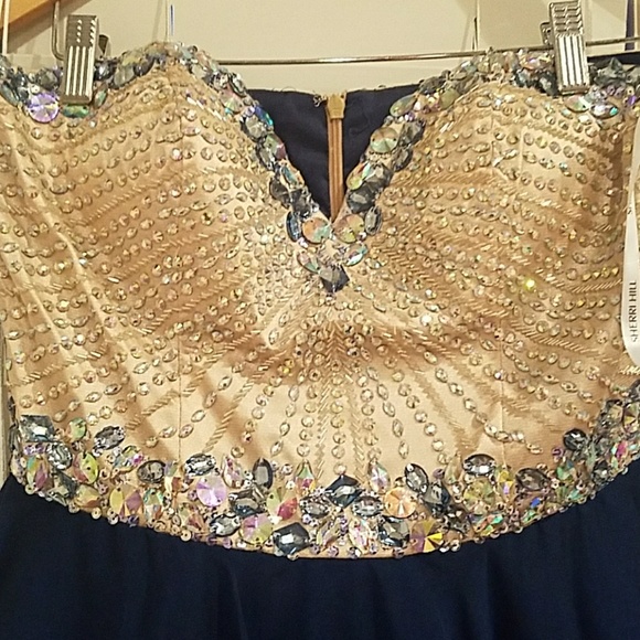 Homecoming dress - Picture 5 of 6