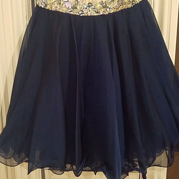 Homecoming dress - Picture 6 of 6