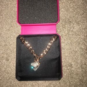 Juicy couture heart necklace