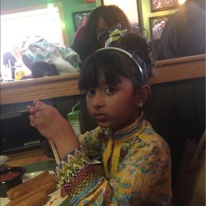 Meet your Posher, Daveka