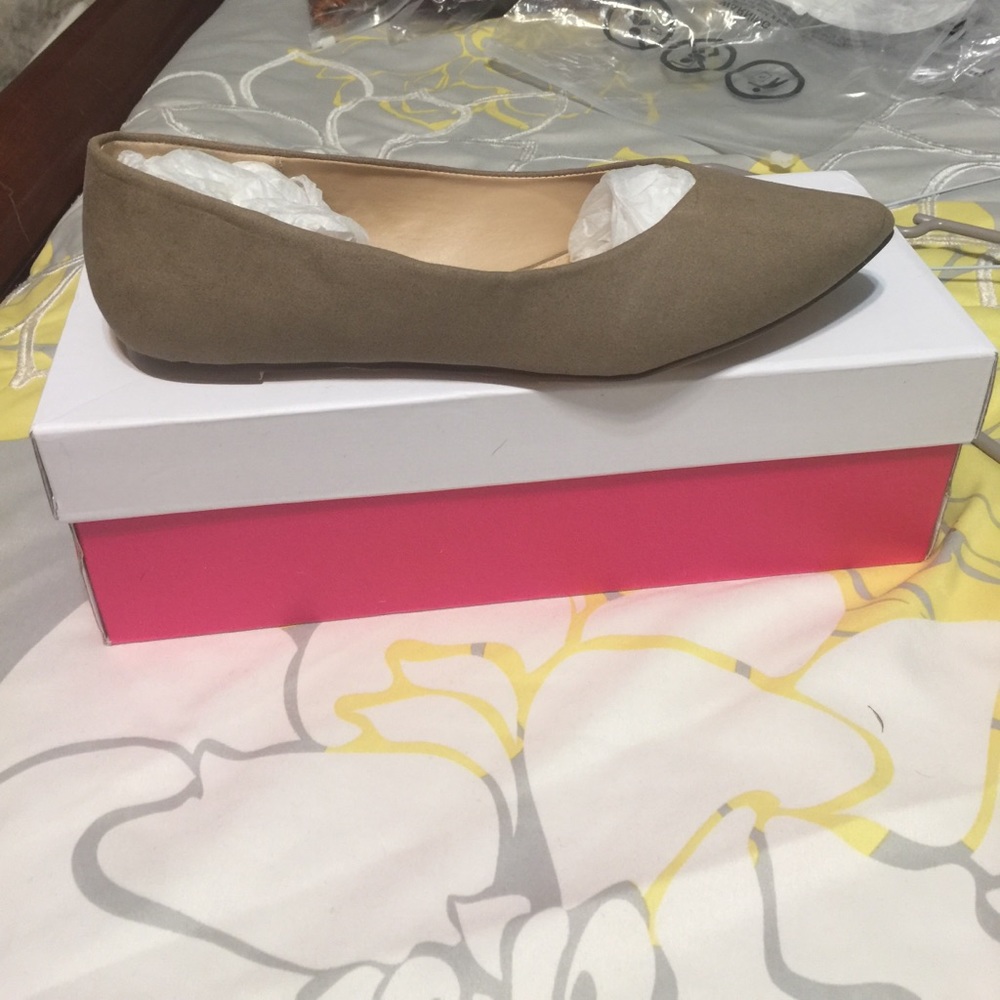 Taupe Flats