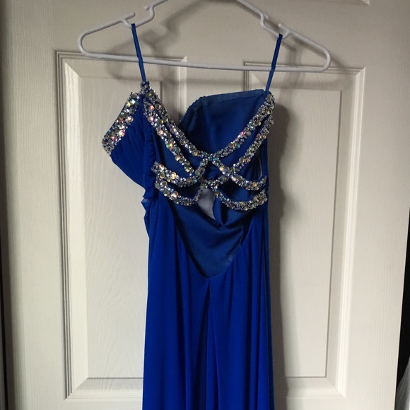 beautiful blue prom dress - Picture 2 of 2