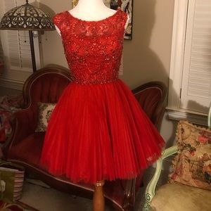 NWT red Sherri Hill prom/ party dress