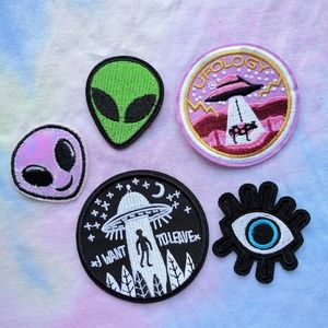 (1) Iron on patch - alien - UFO - urban outfitters