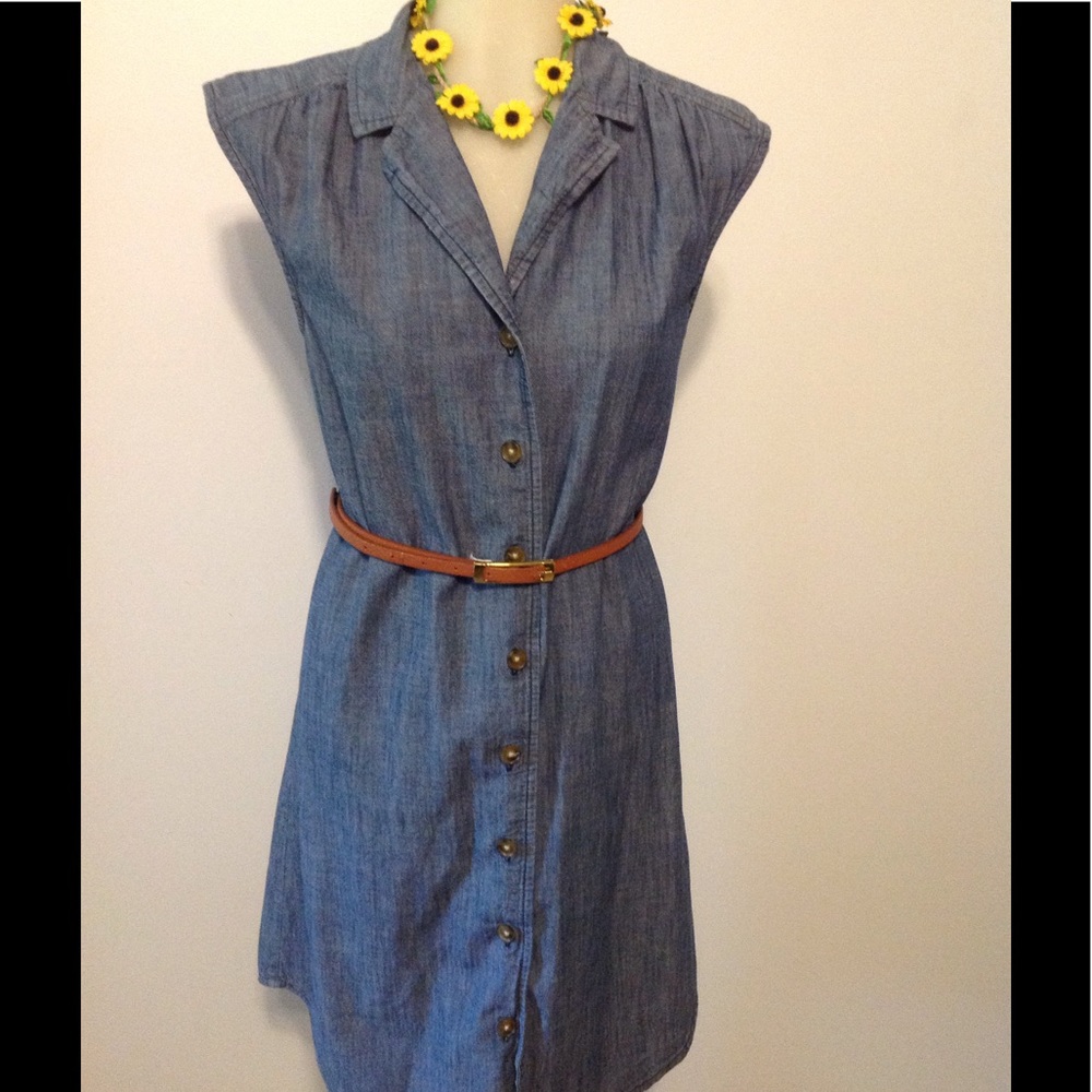Little denim dress