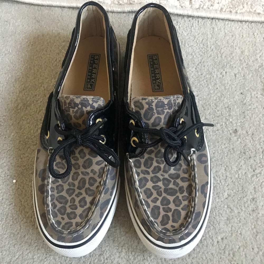Leopard print Sperrys