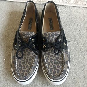 Leopard print Sperrys