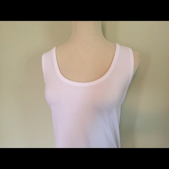 🆕 [A Ruby] White Layering Active Tank Sz: L NWT! - Picture 2 of 5