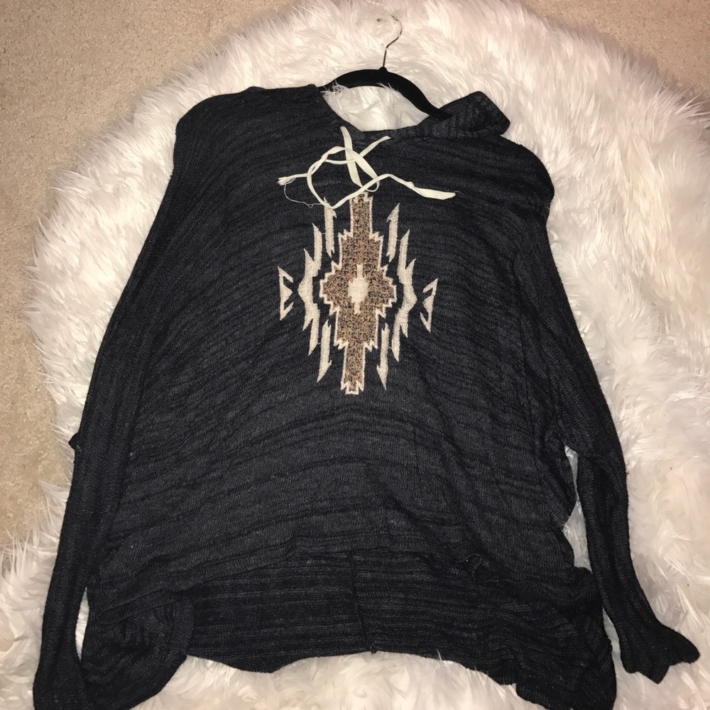 💥black sweater with tribal detail💥