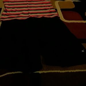 DC skate shorts size 32 vintage