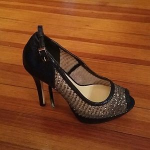 Meet your Posher, Ariella