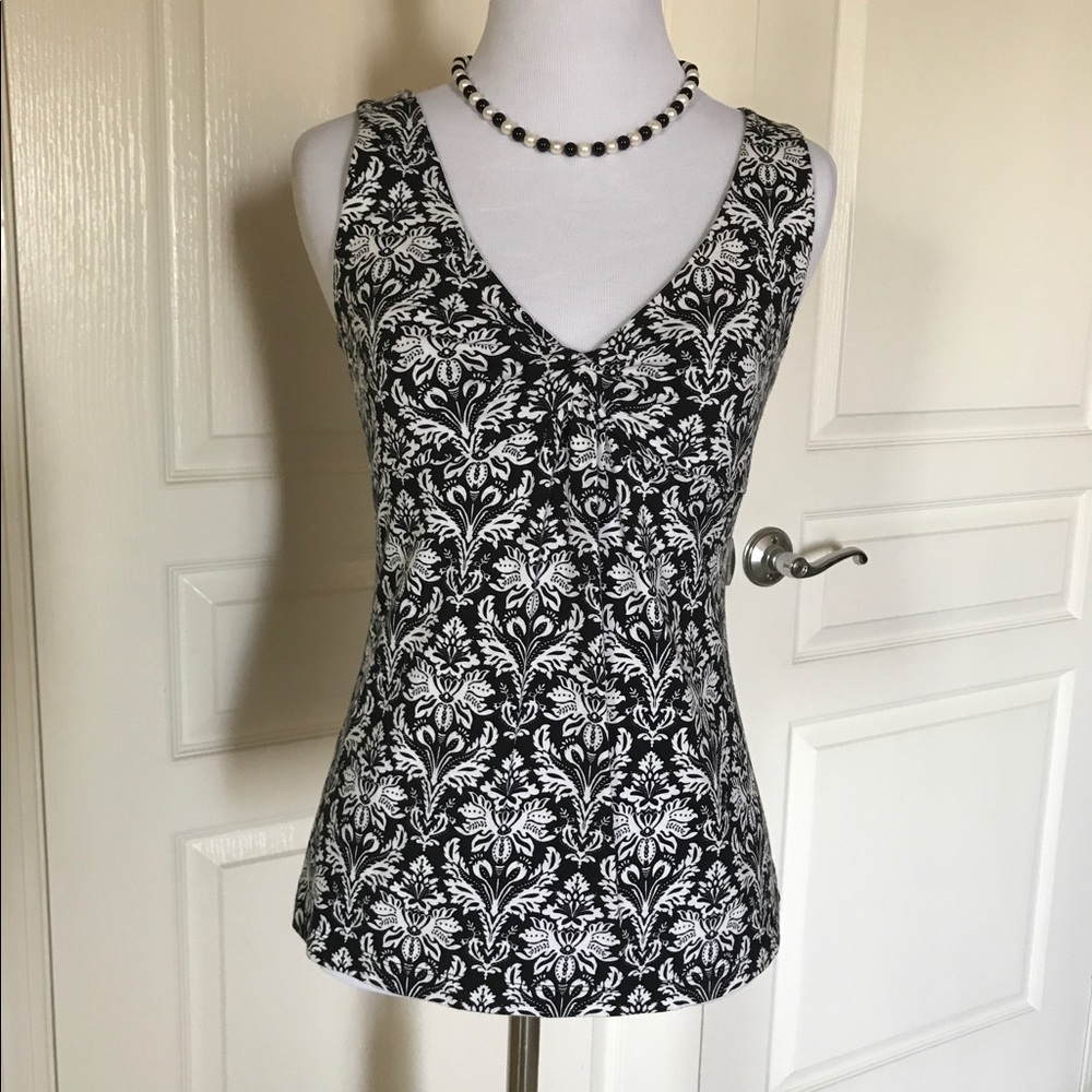 Ann Taylor Loft - Sleeveless Flowery Top - XS