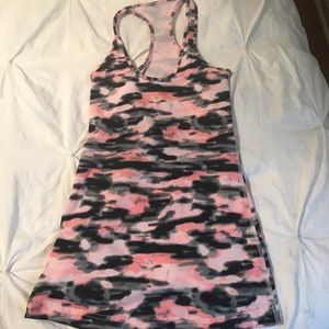 Lulu tank top