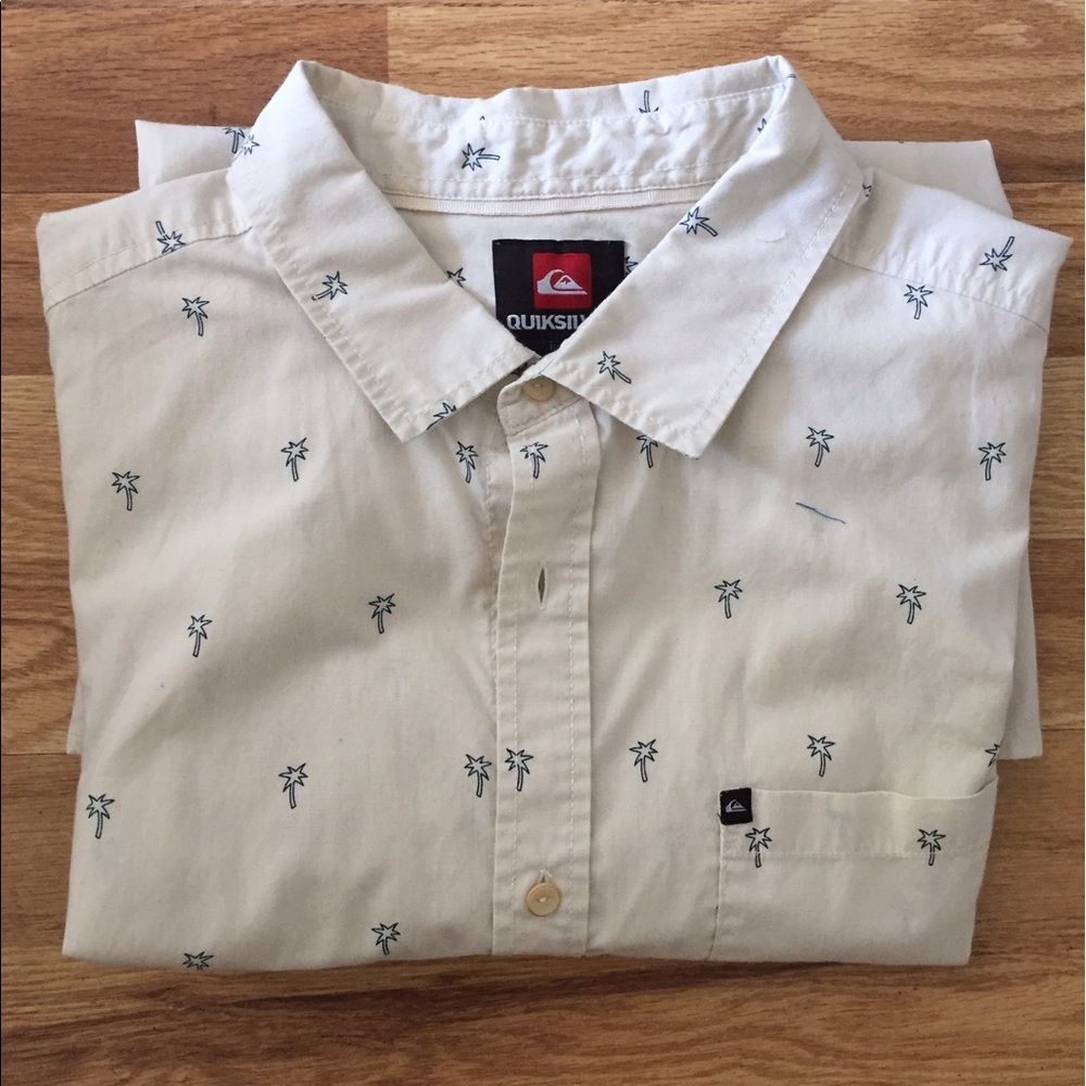 Quicksilver Casual Palm Tree Button Down