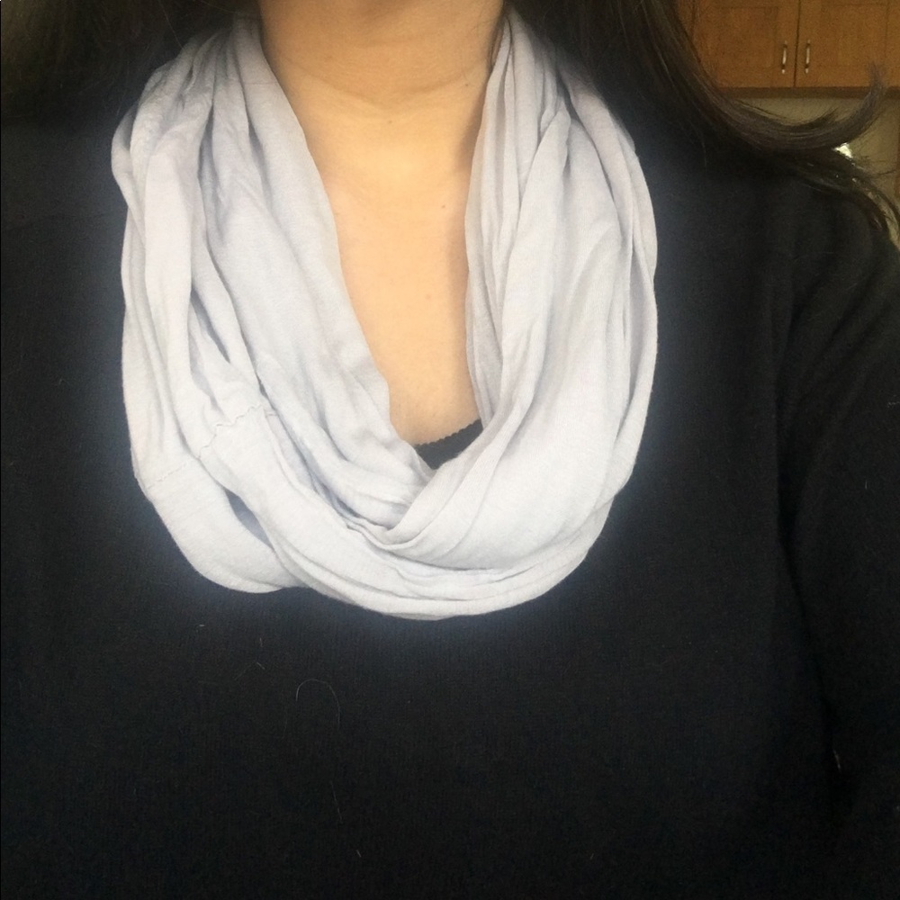 Infinity scarf