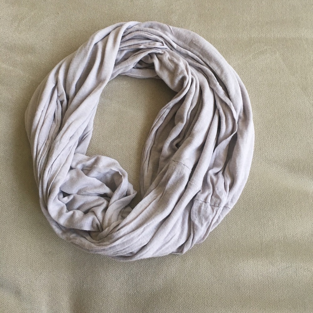 Infinity scarf - Picture 2 of 3