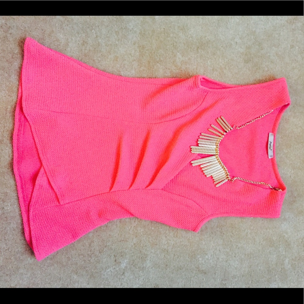 Pink/ Coral sleeveless top