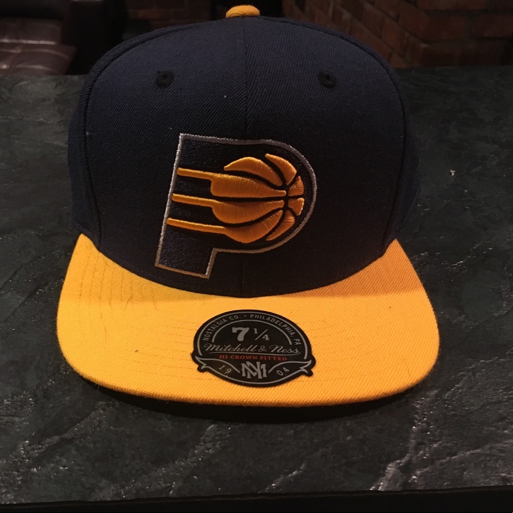 Mitchell &Ness Indiana Pacers fitted hat 7 1/4