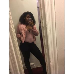 Meet your Posher, Mia